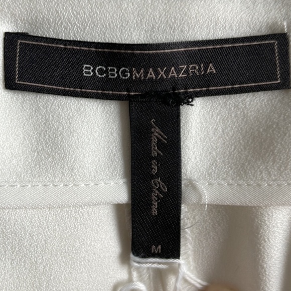 BCBG short in Med cream color. Barely worn. Stunning piece for day to night time - Picture 3 of 5